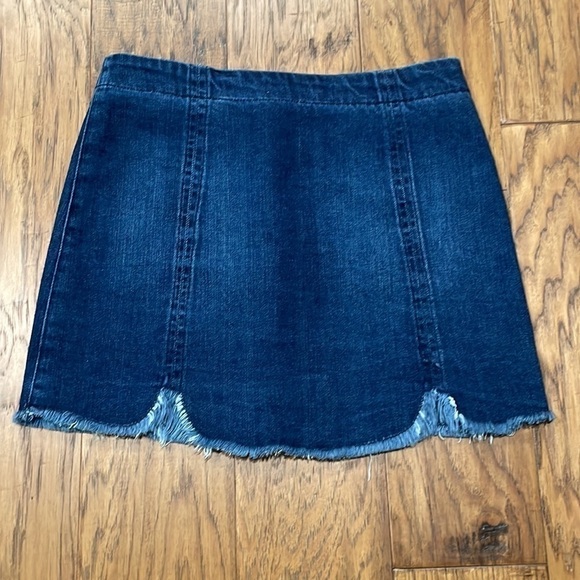 Tractr Girls Denim Skirt Frayed hem size M - Picture 6 of 6